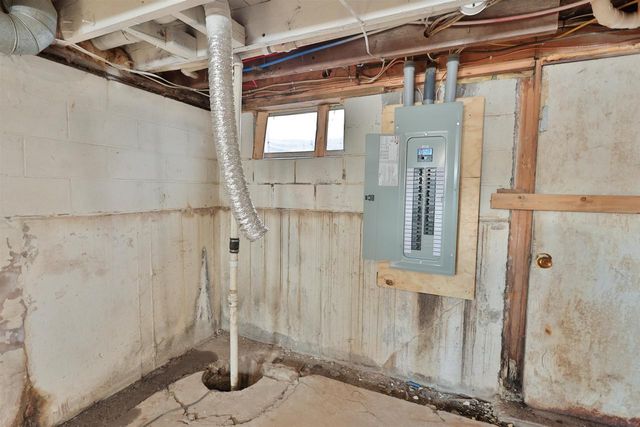 505 W FRONT STREET, Withee, WI 54498