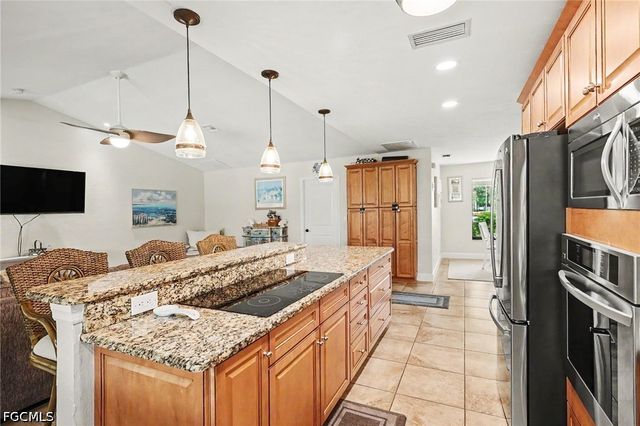 1533 SW 57th TER, Cape Coral, FL 33914