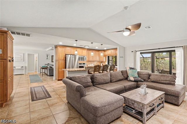 1533 SW 57th TER, Cape Coral, FL 33914
