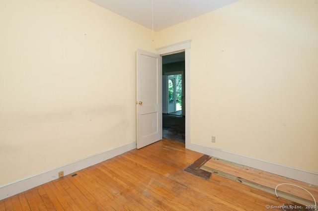 355 & 166 Evergreen & Forest Avenue, Hamden, CT 06518