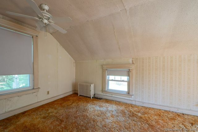 355 & 166 Evergreen & Forest Avenue, Hamden, CT 06518