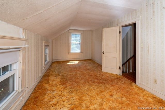 355 & 166 Evergreen & Forest Avenue, Hamden, CT 06518