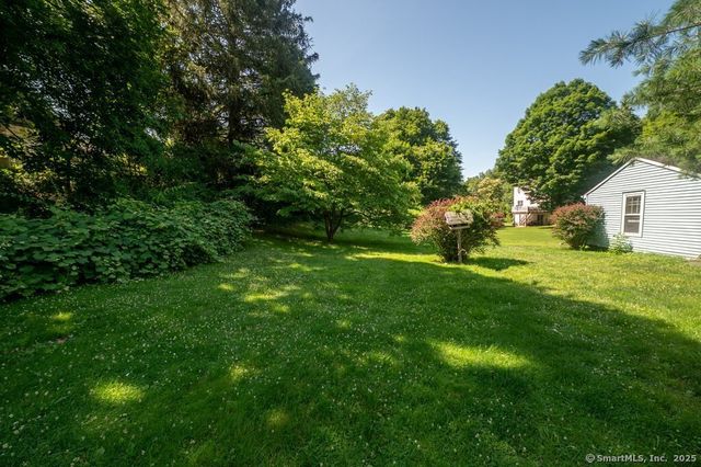 355 & 166 Evergreen & Forest Avenue, Hamden, CT 06518