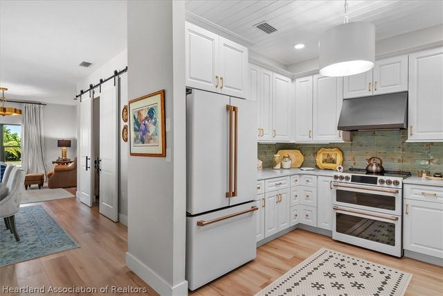 17 Acacia Court N, Lake Placid, FL 33852