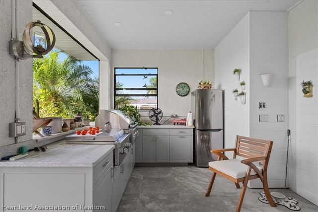 17 Acacia Court N, Lake Placid, FL 33852