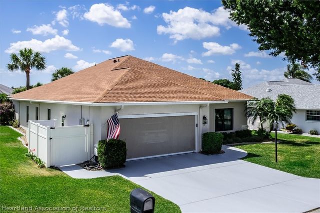 17 Acacia Court N, Lake Placid, FL 33852