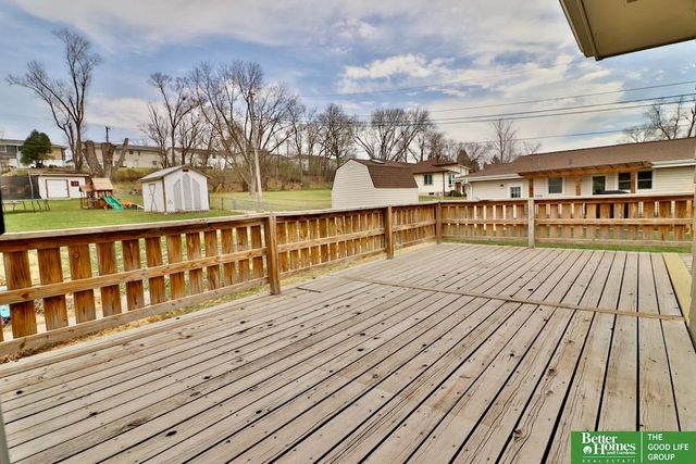 5209 Emiline Street, Bellevue, NE 68157