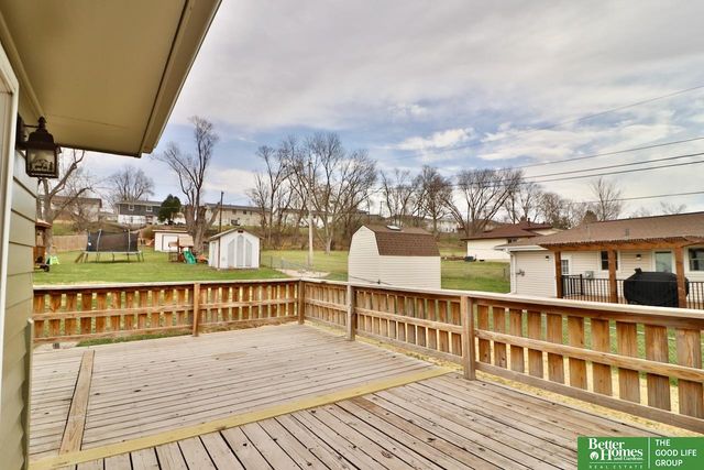 5209 Emiline Street, Bellevue, NE 68157