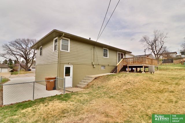 5209 Emiline Street, Bellevue, NE 68157