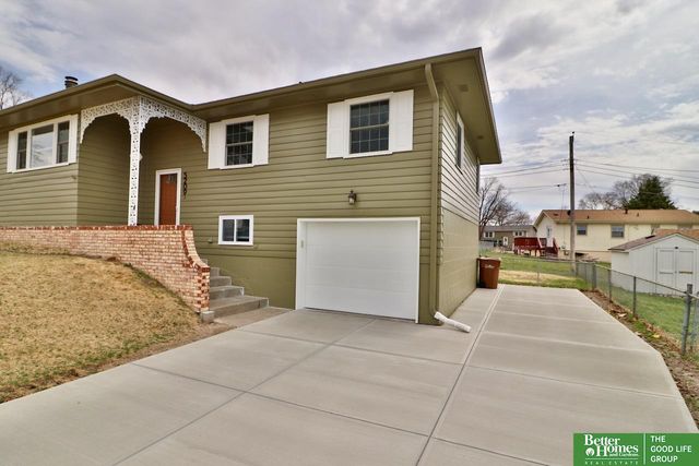 5209 Emiline Street, Bellevue, NE 68157