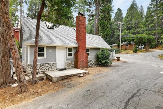 23385 Kay Road, Crestline, CA 92325
