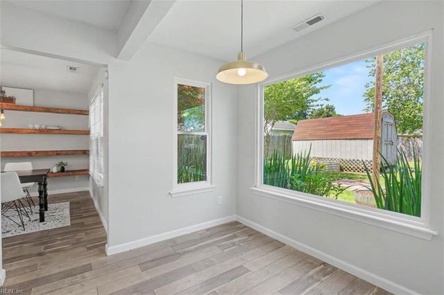 1889 Gershwin DR, Virginia Beach, VA 23454