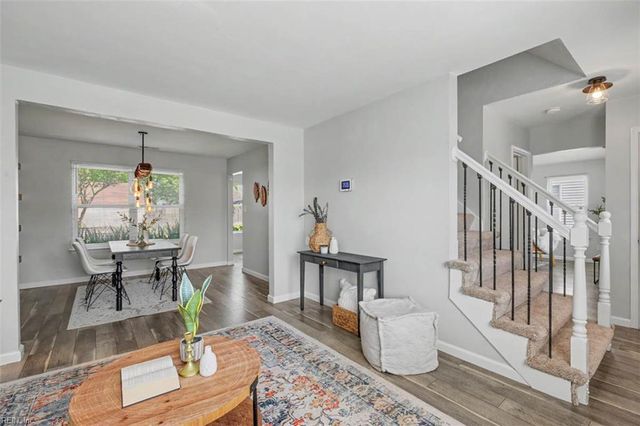 1889 Gershwin DR, Virginia Beach, VA 23454