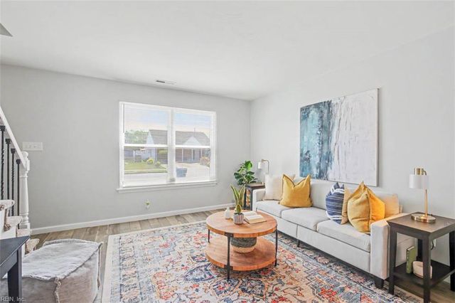 1889 Gershwin DR, Virginia Beach, VA 23454