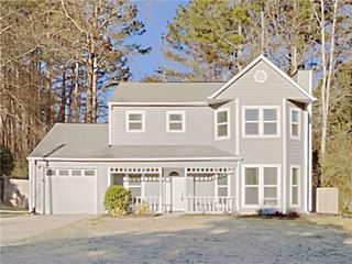 411 River Point Drive, Woodstock, GA 30188