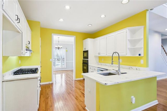 2660 Peregrine Court, Suwanee, GA 30024