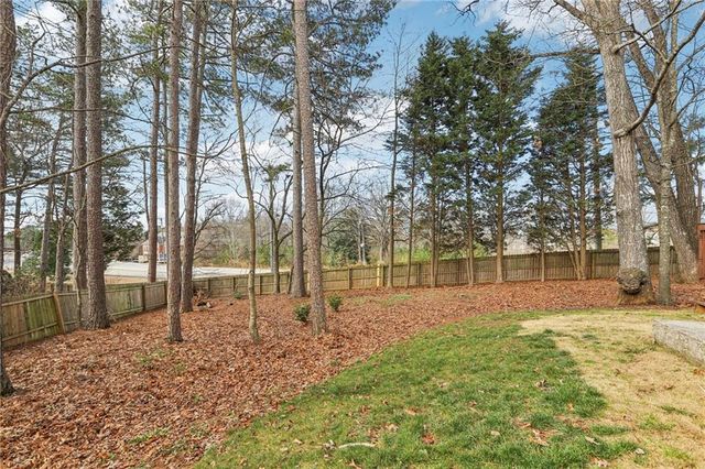 2660 Peregrine Court, Suwanee, GA 30024