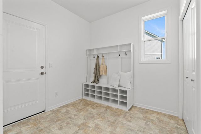 1961 Dahlia Drive, Shakopee, MN 55379