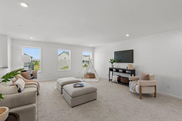 1961 Dahlia Drive, Shakopee, MN 55379
