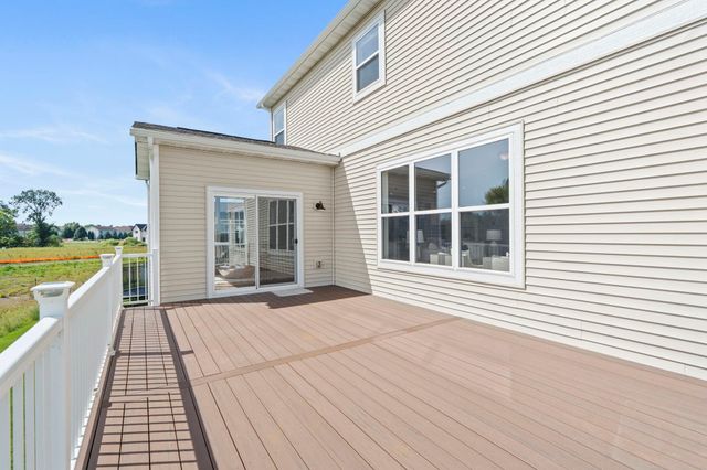 1961 Dahlia Drive, Shakopee, MN 55379