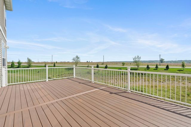 1961 Dahlia Drive, Shakopee, MN 55379