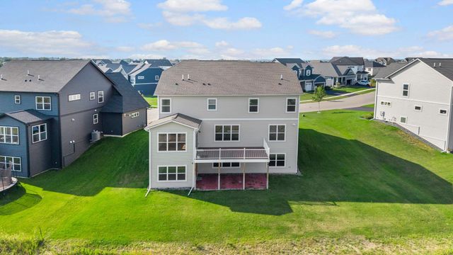 1961 Dahlia Drive, Shakopee, MN 55379