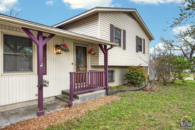 3125 SW Lane ST, Topeka, KS 66611
