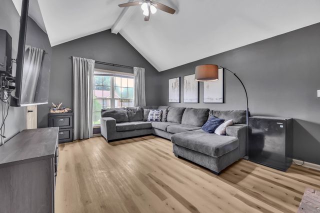 596 Cory Dr, Clarksville, TN 37040