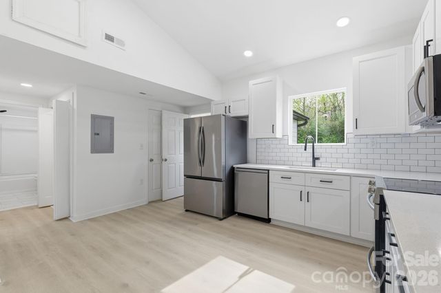 501 Friendship Drive, Matthews, NC 28105