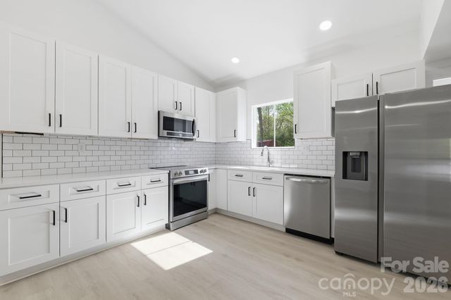 501 Friendship Drive, Matthews, NC 28105