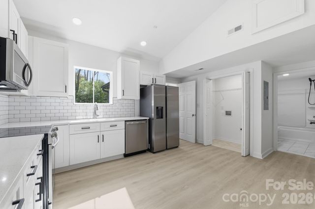 501 Friendship Drive, Matthews, NC 28105