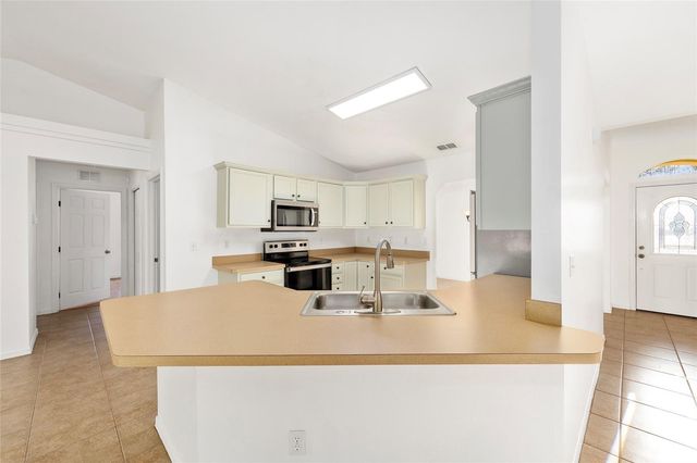 49 REDWOOD TRACK COURSE, Ocala, FL 34472