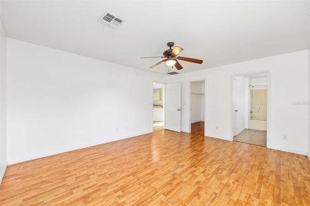 49 REDWOOD TRACK COURSE, Ocala, FL 34472