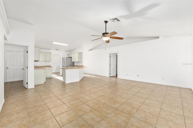 49 REDWOOD TRACK COURSE, Ocala, FL 34472