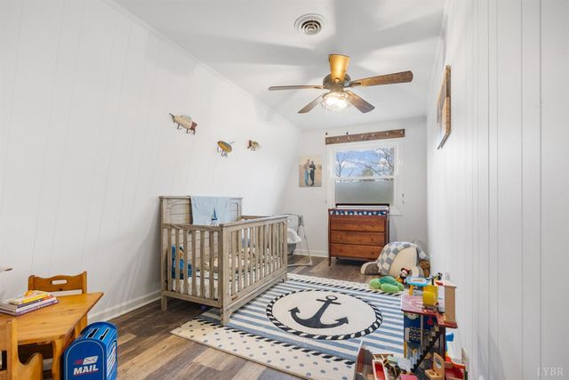 497 Long Island Drive, Moneta, VA 24121