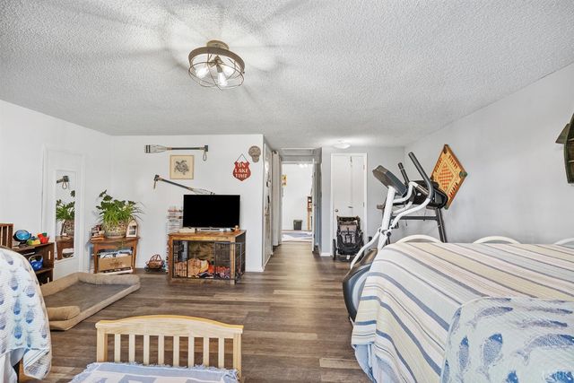 497 Long Island Drive, Moneta, VA 24121