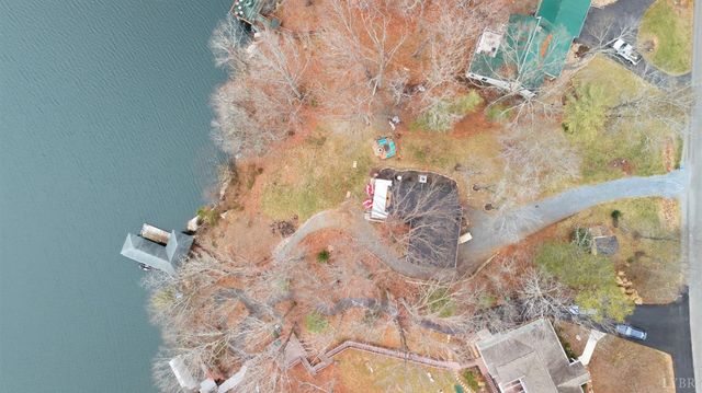 497 Long Island Drive, Moneta, VA 24121