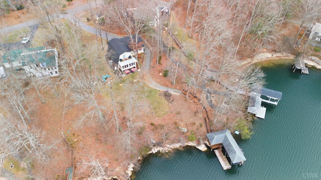 497 Long Island Drive, Moneta, VA 24121