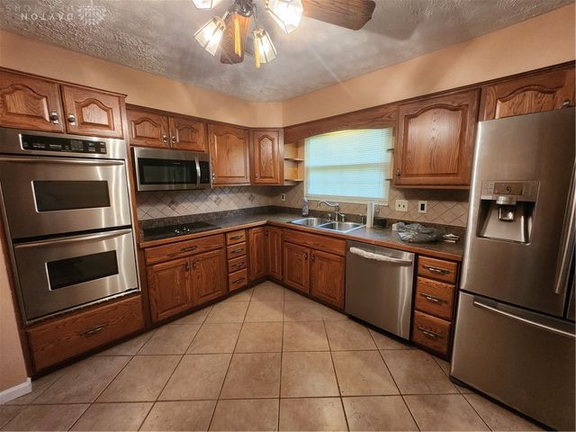 5512 Olive Tree Drive, Trotwood, OH 45426