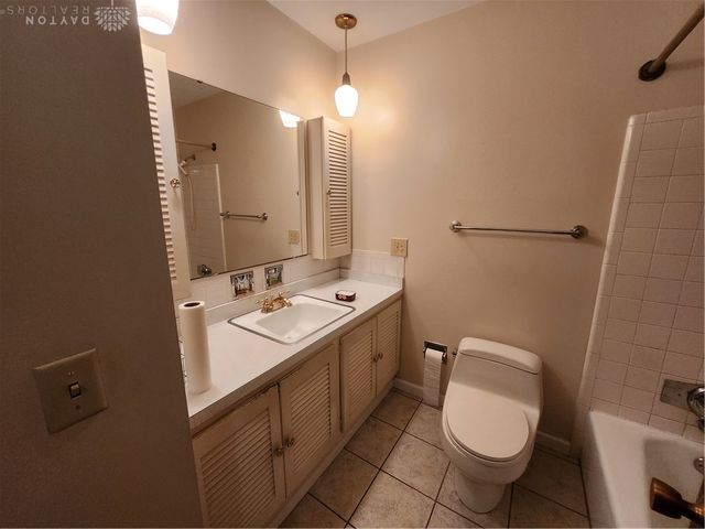 5512 Olive Tree Drive, Trotwood, OH 45426