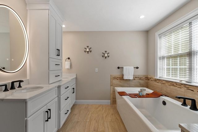 57 Houghton Farm Ln, Bolton, MA 01740