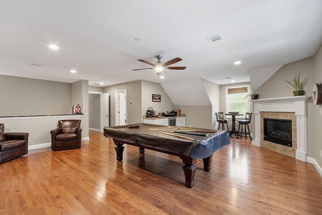 57 Houghton Farm Ln, Bolton, MA 01740