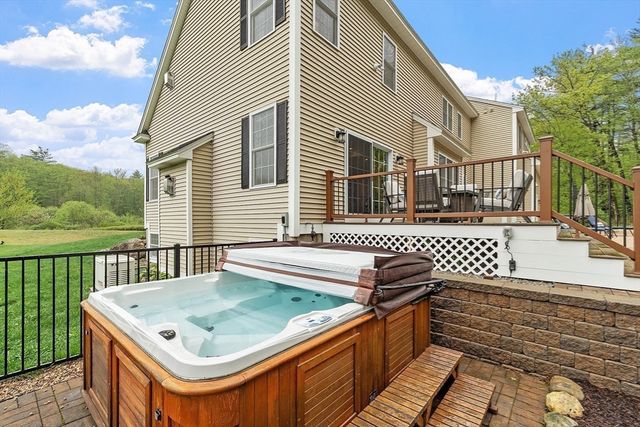 57 Houghton Farm Ln, Bolton, MA 01740