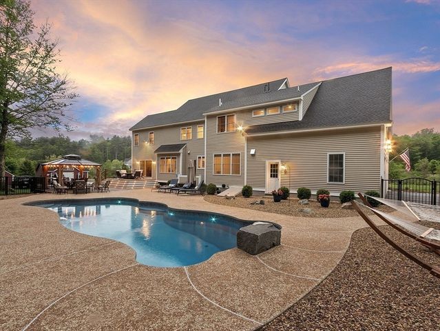 57 Houghton Farm Ln, Bolton, MA 01740