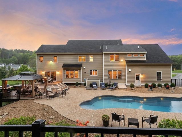 57 Houghton Farm Ln, Bolton, MA 01740