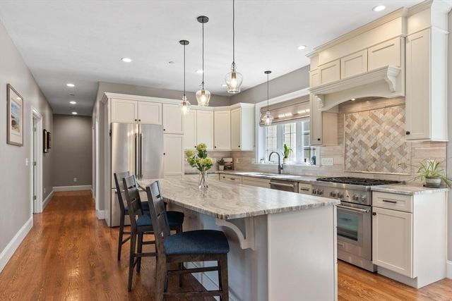 57 Houghton Farm Ln, Bolton, MA 01740