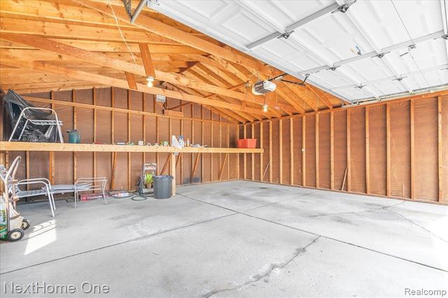 18747 Rosegarden Street, Roseville, MI 48066