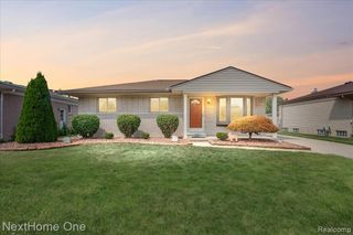 18747 Rosegarden Street, Roseville, MI 48066