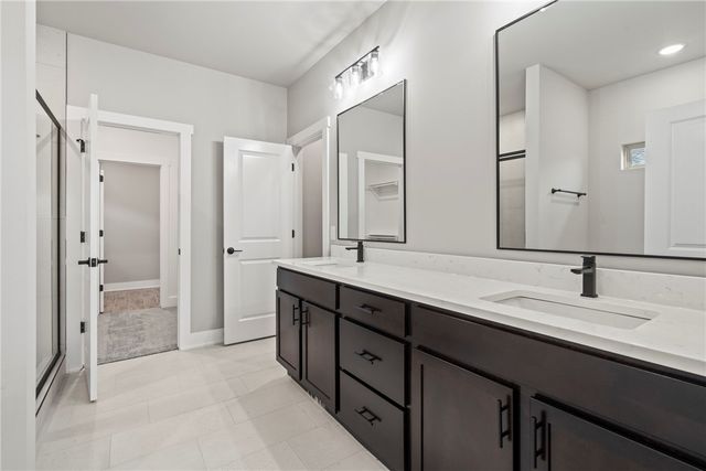 135 N Banner Avenue, Farmington, AR 72730