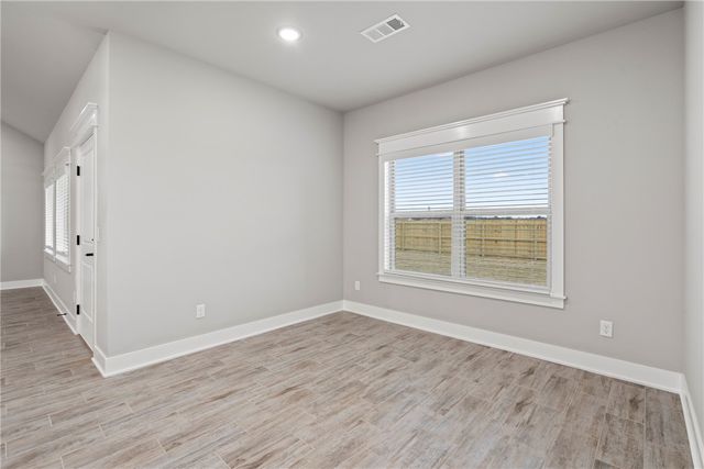 135 N Banner Avenue, Farmington, AR 72730